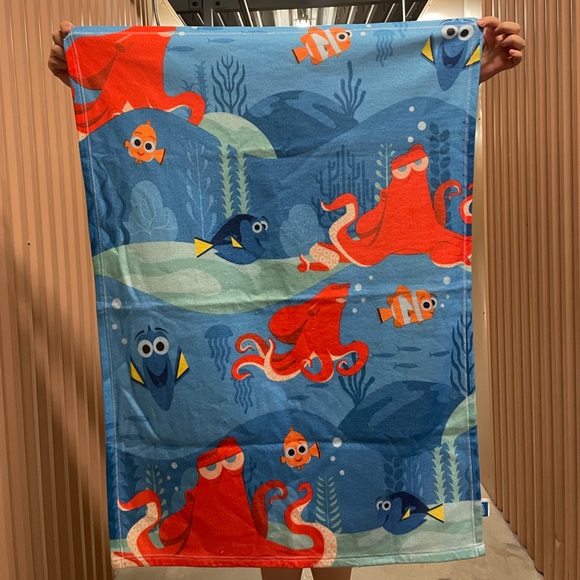 Finding Dory toddler blanket